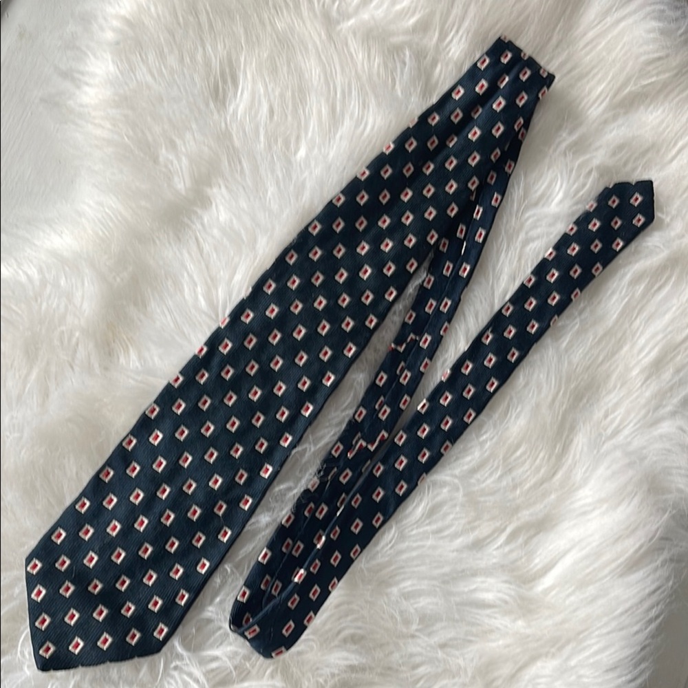 💯 silk Vintage Elegant Black and Red Geometric Ties